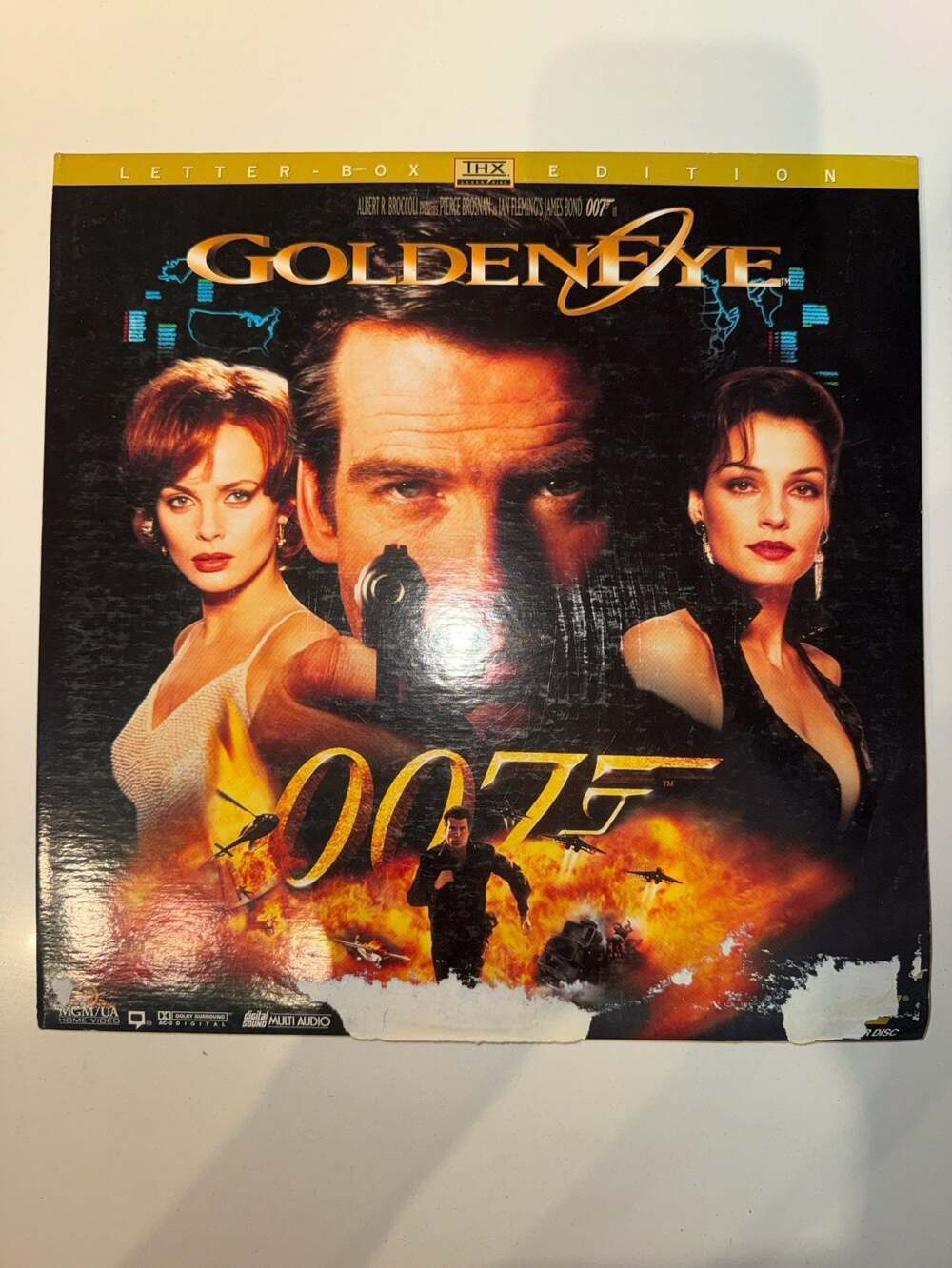 GoldenEye James Bond 007 LaserDisc Deluxe Letterbox Edition